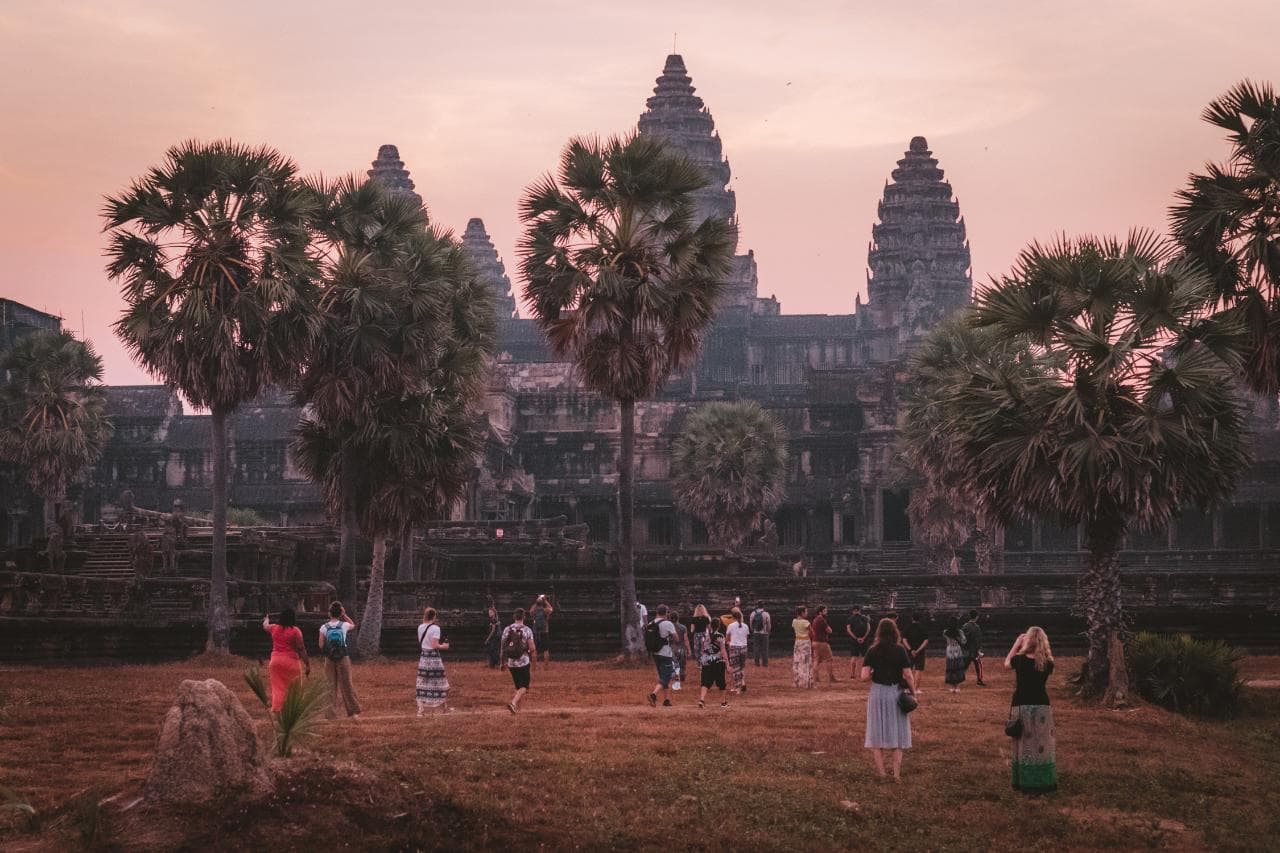 Sunrise Angkor Wat Temple Tour — photo 6