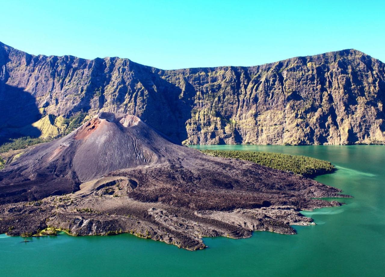 Mt. Rinjani Summit Trek (2 Days + 1 Night) — photo 11