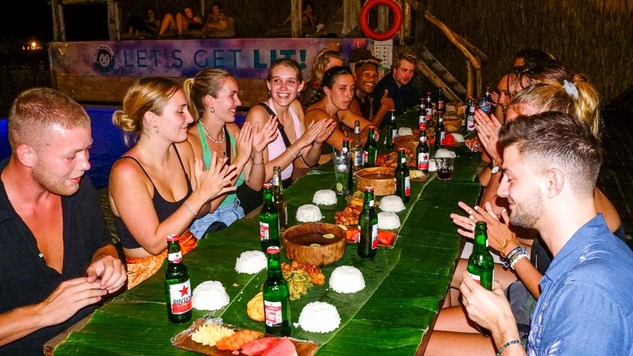 BBQ and Free Flow Dinner (Gili - T) — photo 6