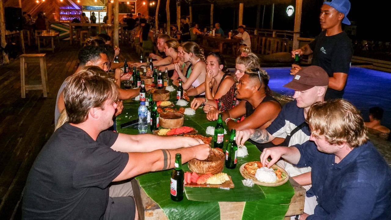 BBQ and Free Flow Dinner (Gili - T) — photo 10