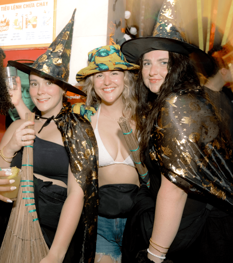 HALLOWEEN PARTY @ MAD MONKEY PAI — photo 2