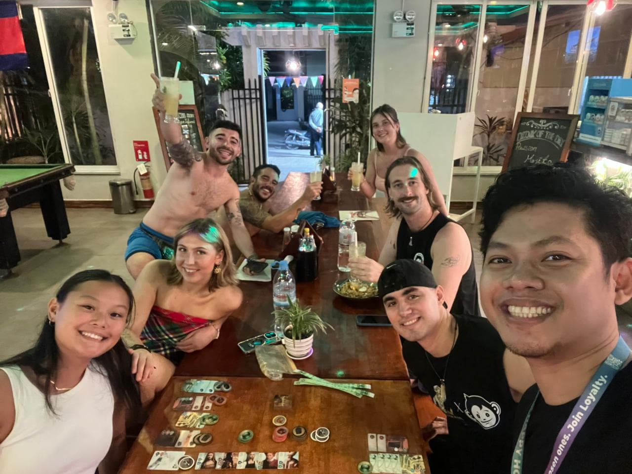 MEET UP @ MAD MONKEY KOH RONG — photo 4