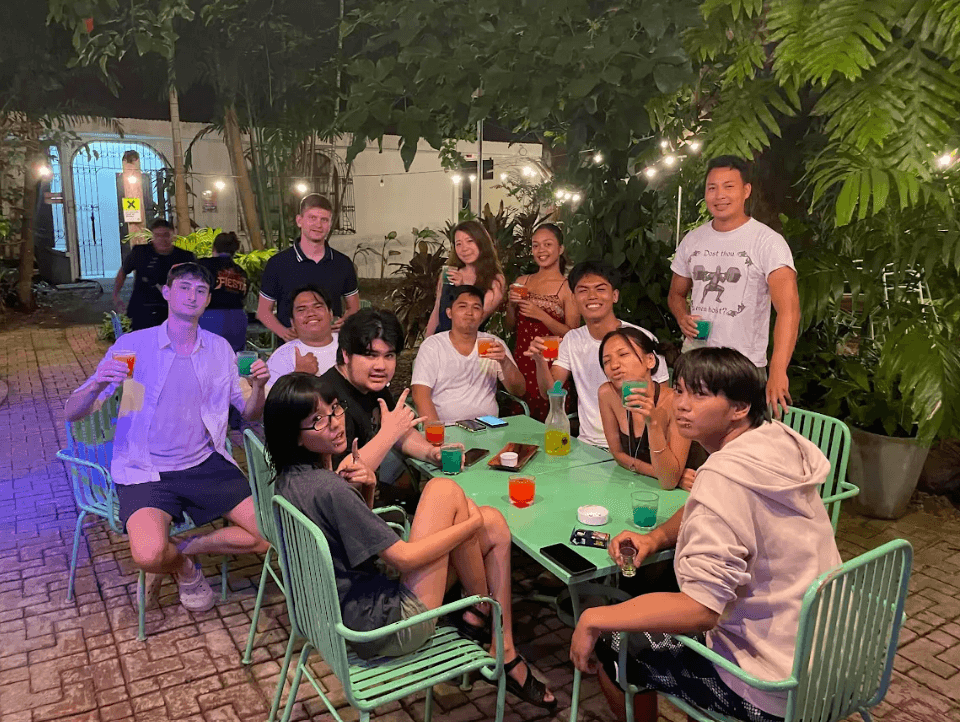 The Meet Up — photo 2