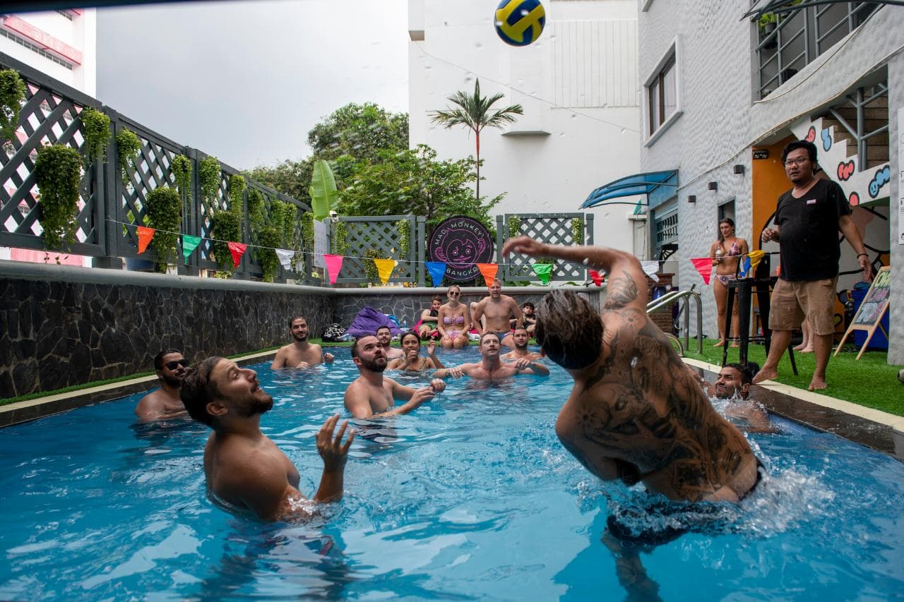Pool Party & Ladies Night Karaoke — photo 4