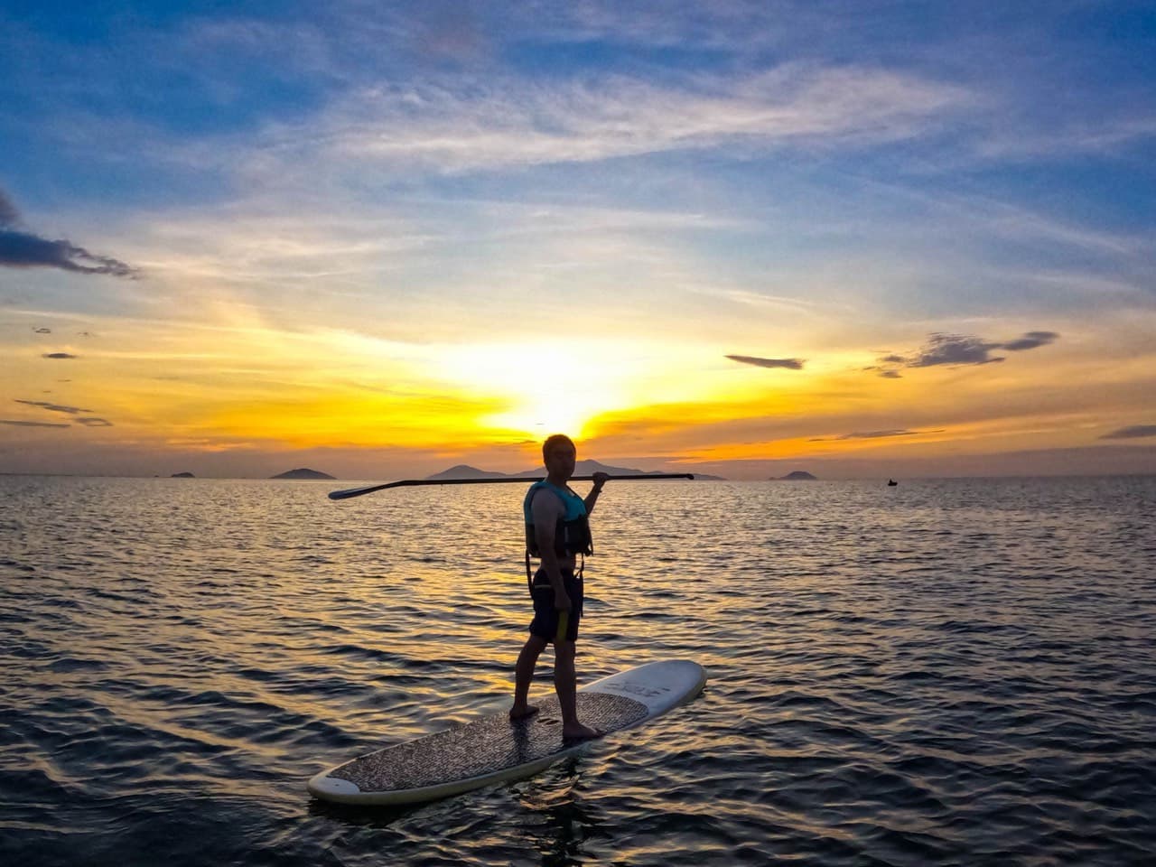 Sunrise / Sunset Stand Up Paddle Boarding (SUP) — photo 3