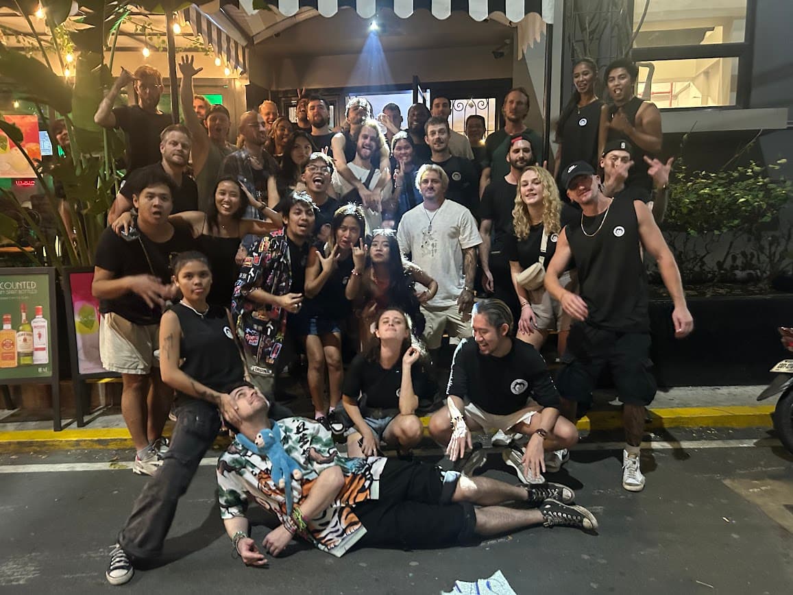 Mad Monkey Manila Pub Crawl — photo 4